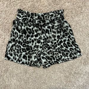 Shorts size small cheetah print elastic waist with belt